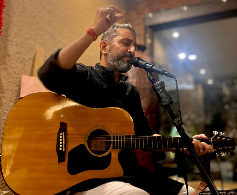 Bhajan Jamming experience with live music and group singing